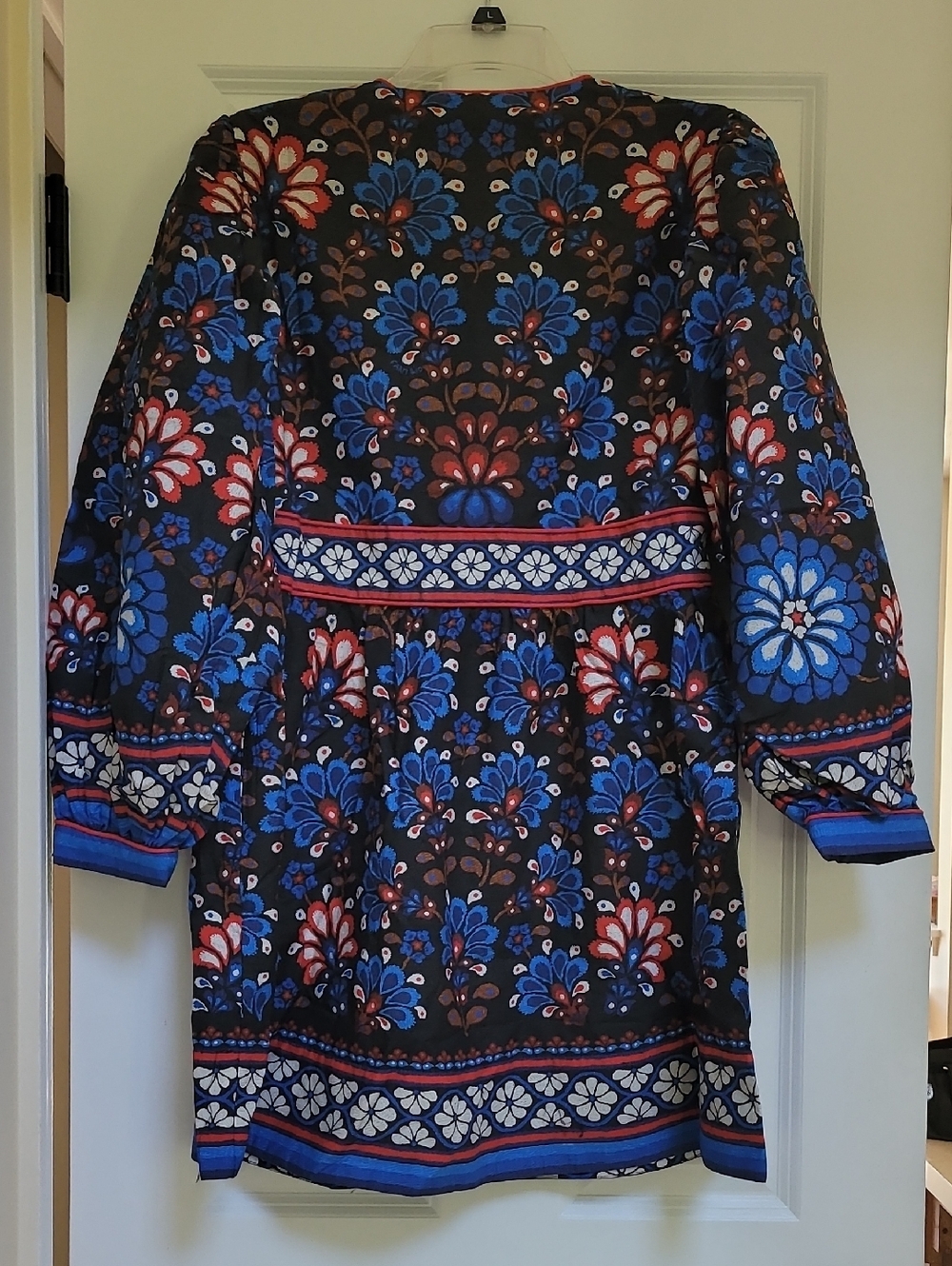 FARM Rio Black Latina Scarf Puff Sleeve Mini Dress - Picture 6 of 11